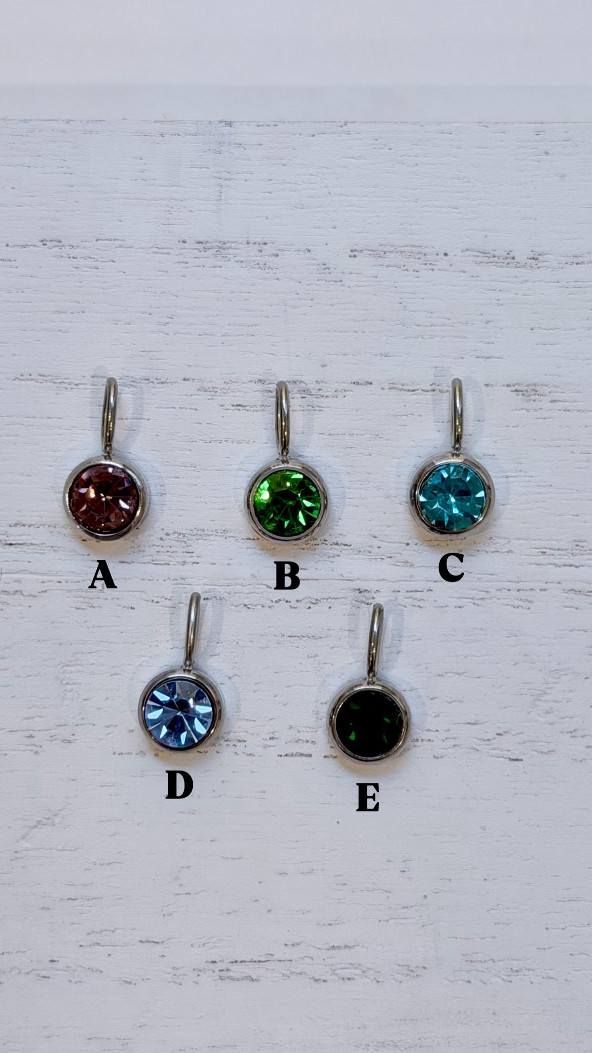 Charms - The Magnetic Necklace
