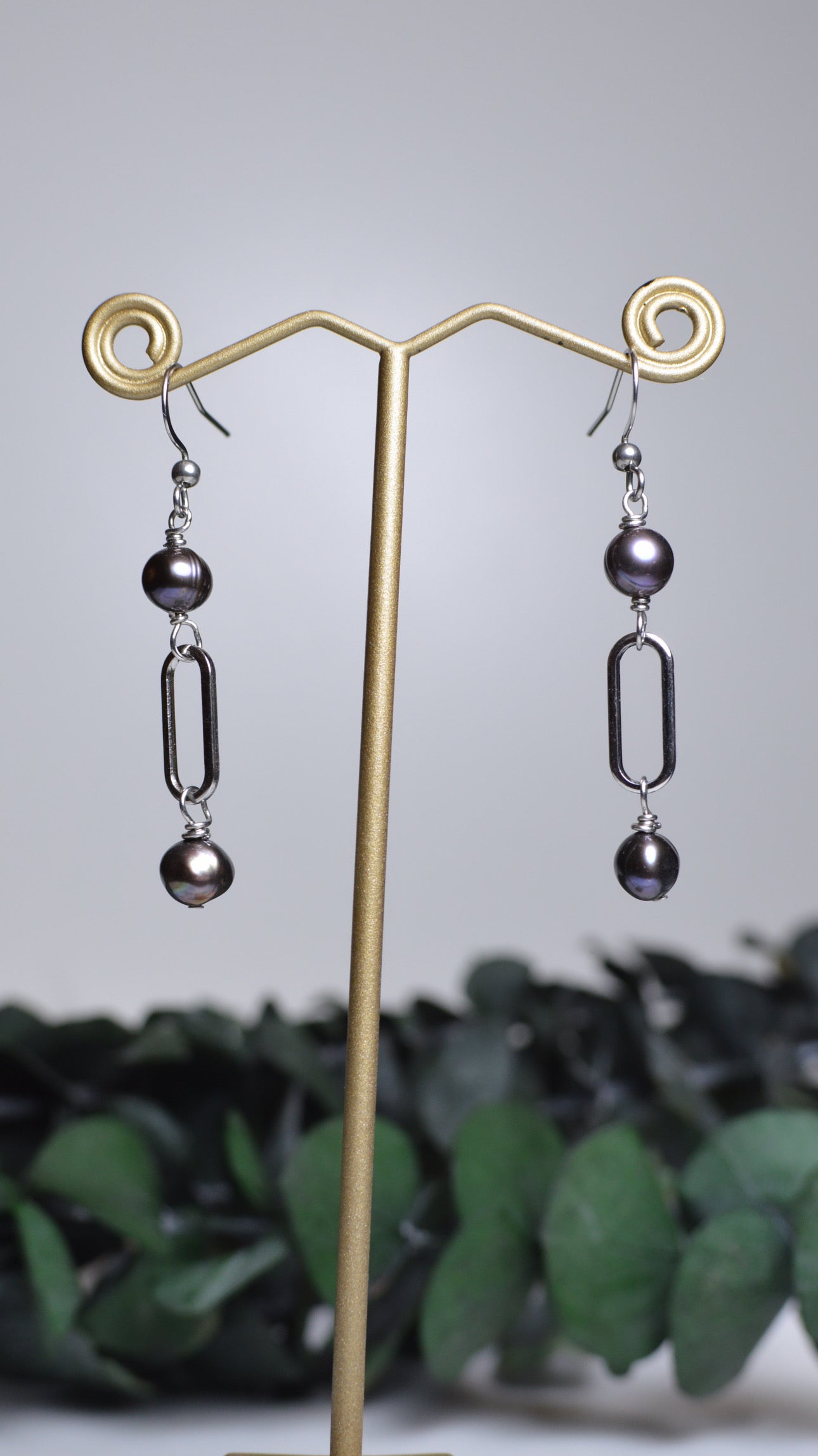 Black Pearl Earrings