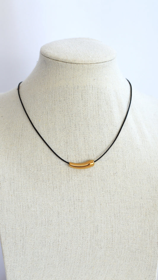 Small Curved Tube Adjustable Necklace