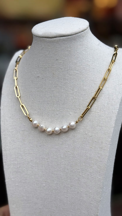 Pearl Grace Necklace