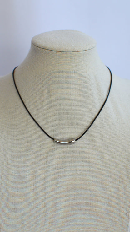 Small Curved Tube Adjustable Necklace