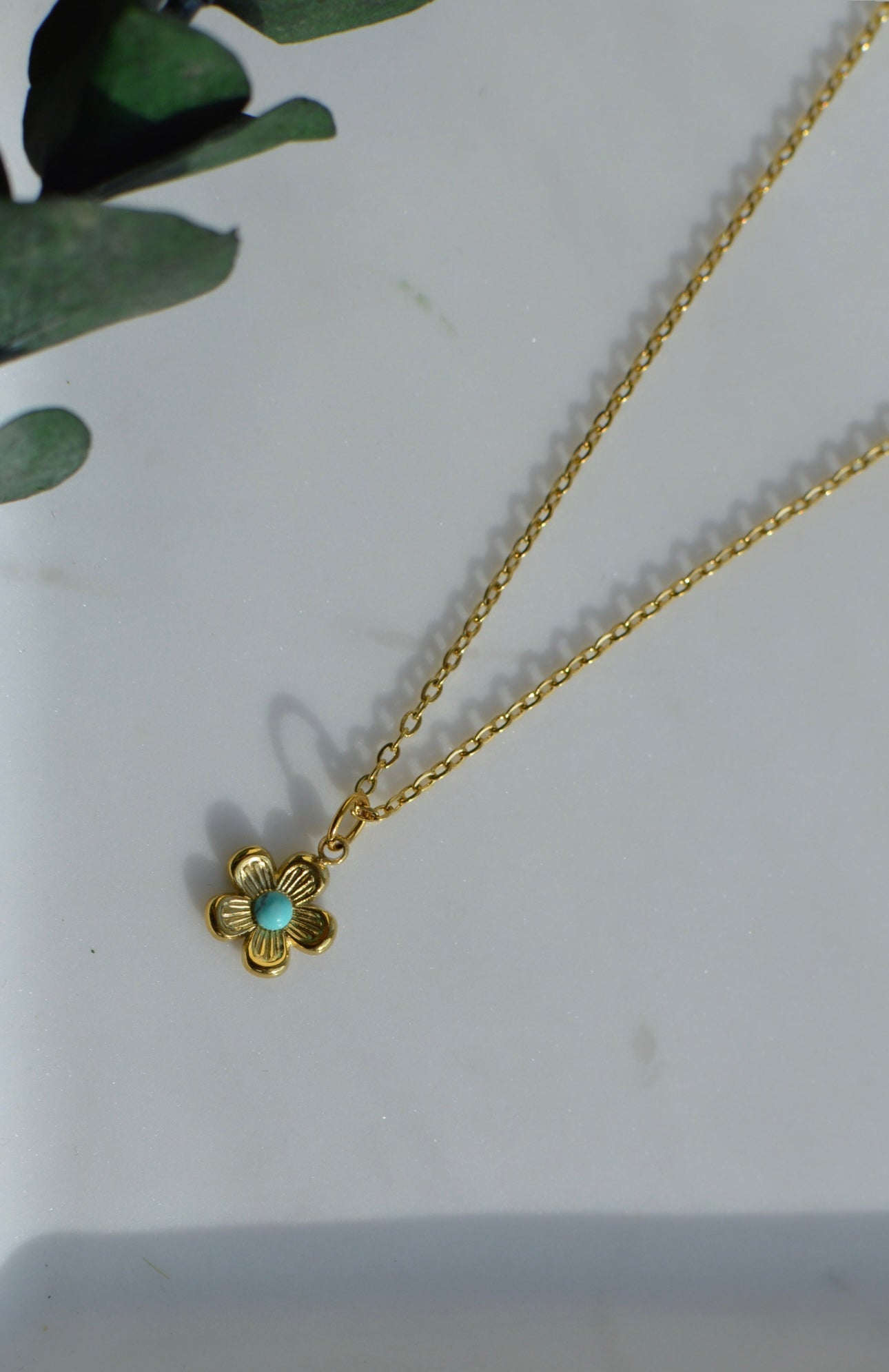 Small Turquoise Flower Necklace