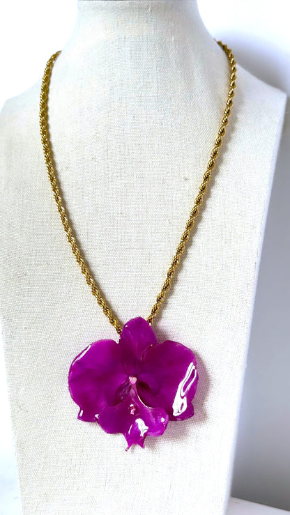 Real Orchid Flower Necklace – Gold Rope Chain