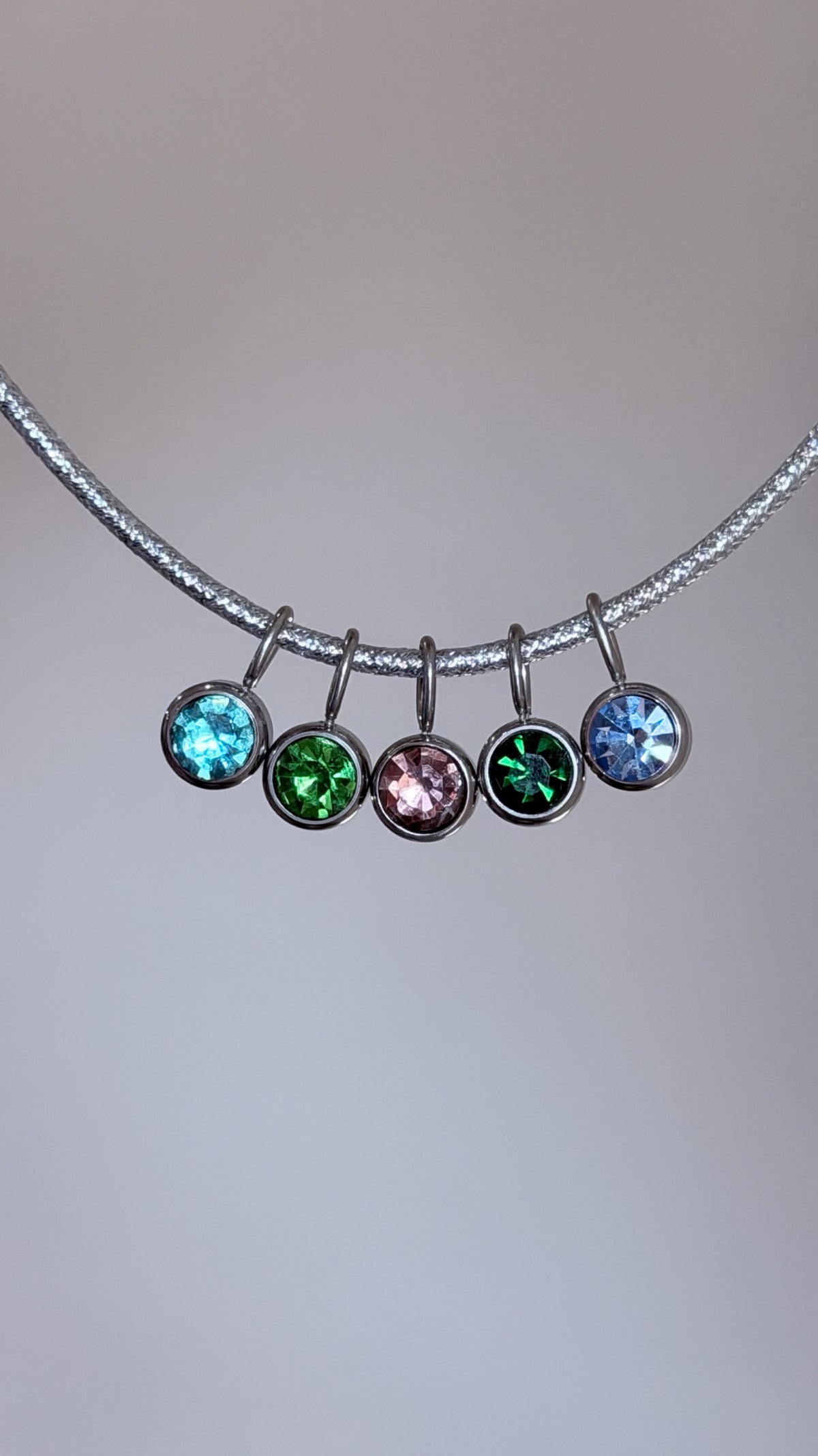 Charms - The Magnetic Necklace