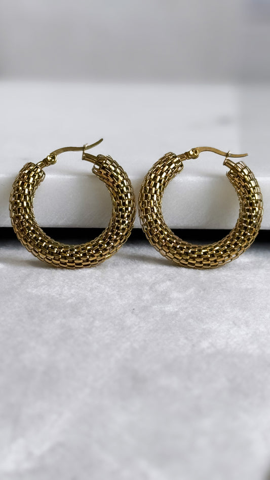 Aura Hoops