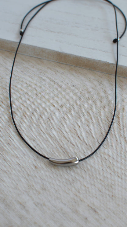 Small Curved Tube Adjustable Necklace