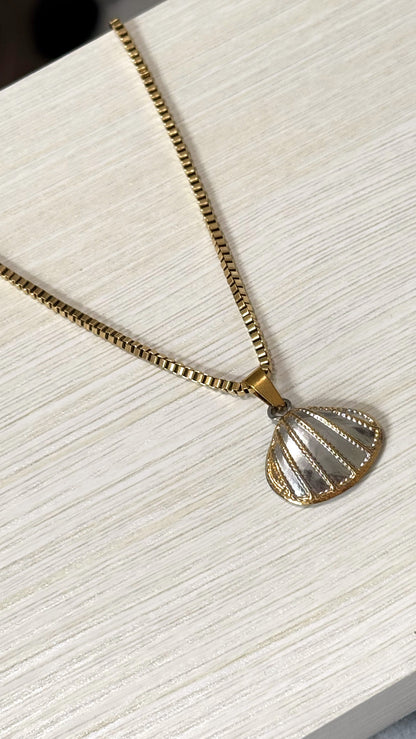 Arena y Mar Necklace