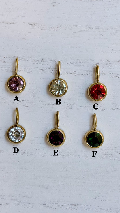 Charms - The Magnetic Necklace